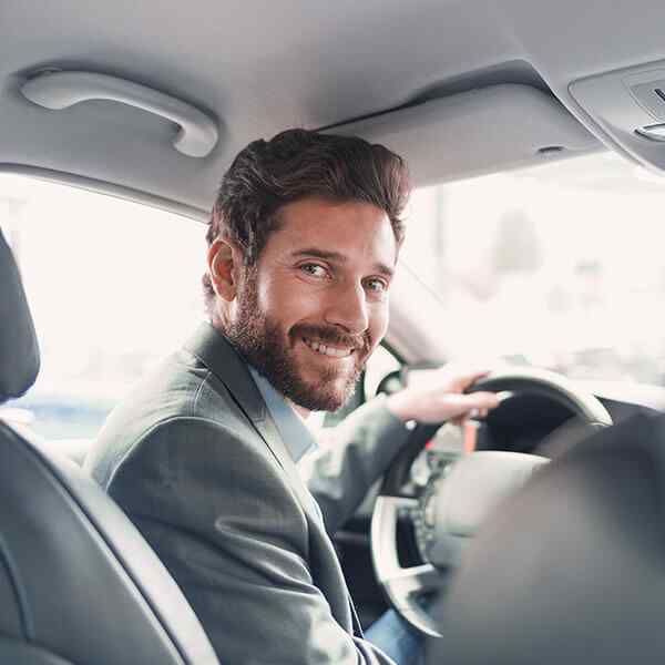 https://shanelauto.ch/wp-content/uploads/2021/10/img-client-1.jpg