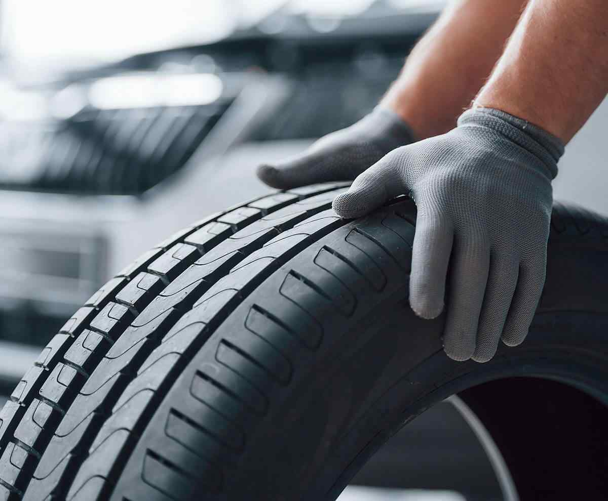 https://shanelauto.ch/wp-content/uploads/2021/10/img-service-01-h2.jpg