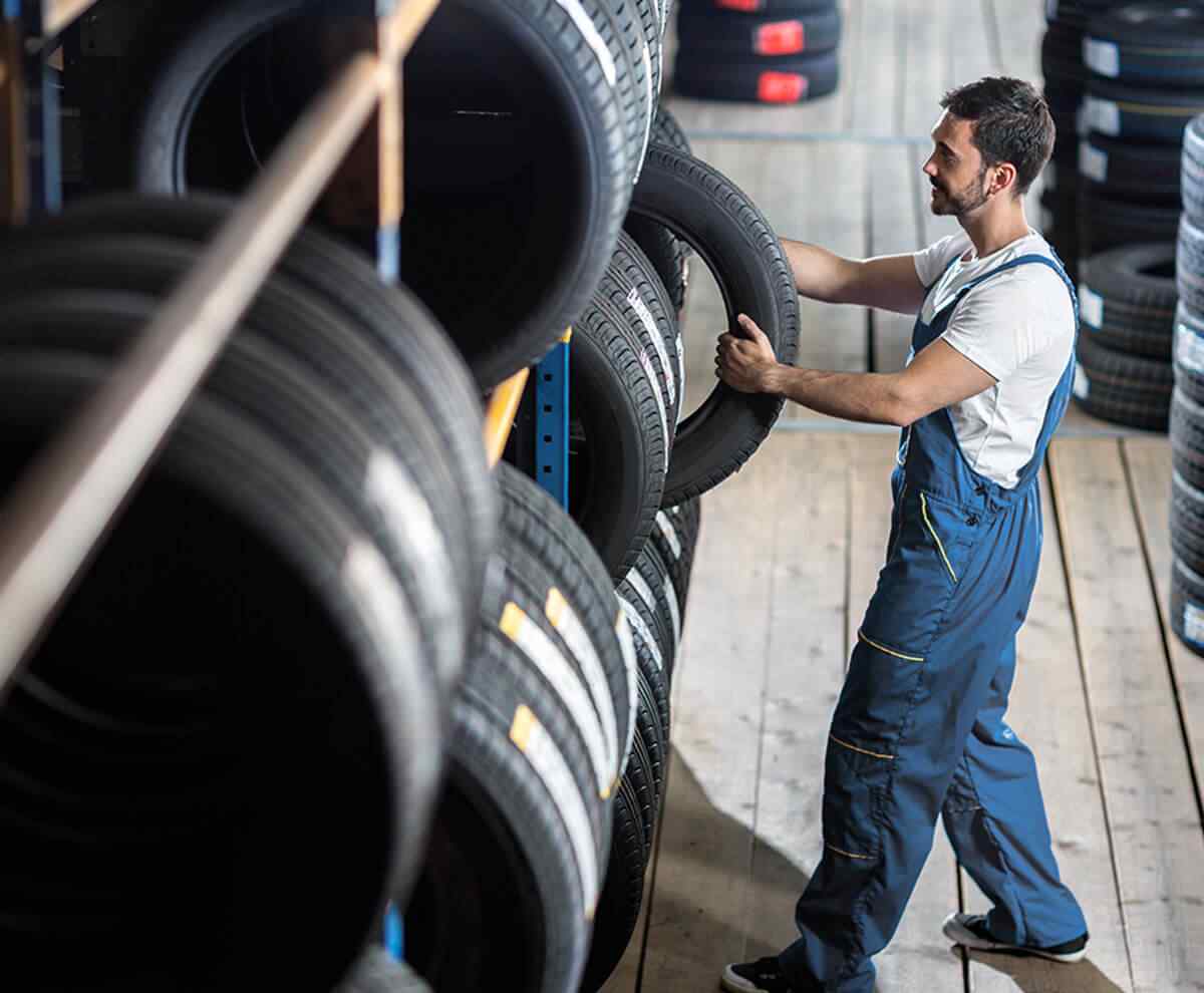 https://shanelauto.ch/wp-content/uploads/2021/10/img-service-04-h2.jpg
